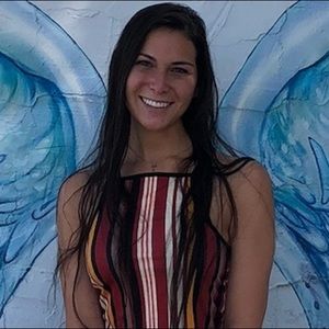 Meet your Posher, Jasmine